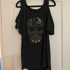 Torrid Black and Gold Graphic Cut Out T-Shirt